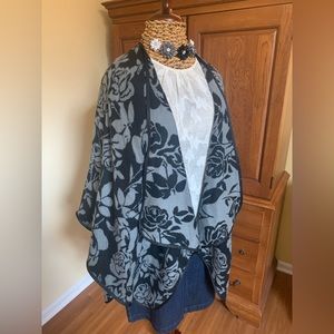 Liz Claiborne fleece poncho or shawl